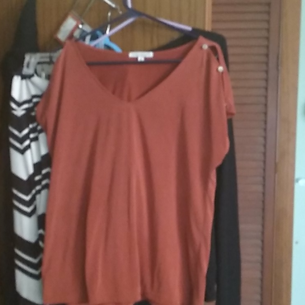 Shirt - Picture 3 of 3